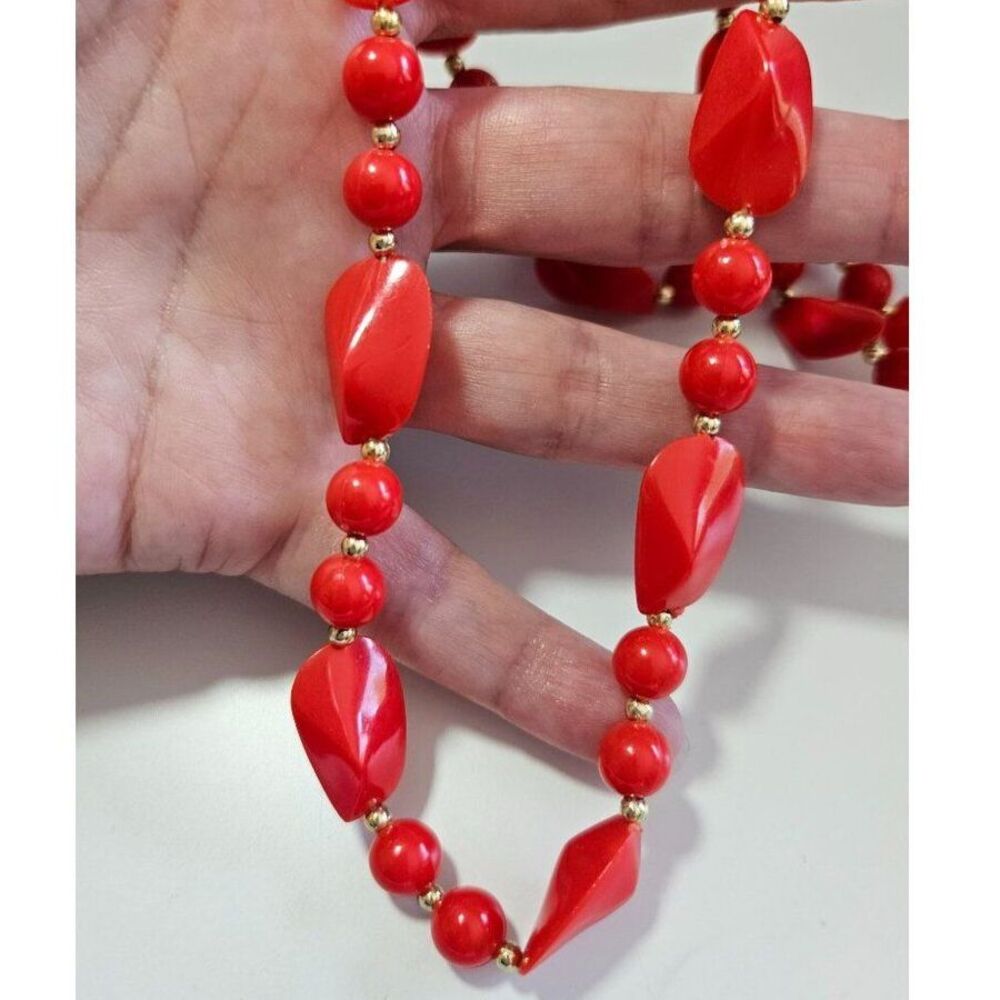 Gold tone red beaded necklace 24" colorful
